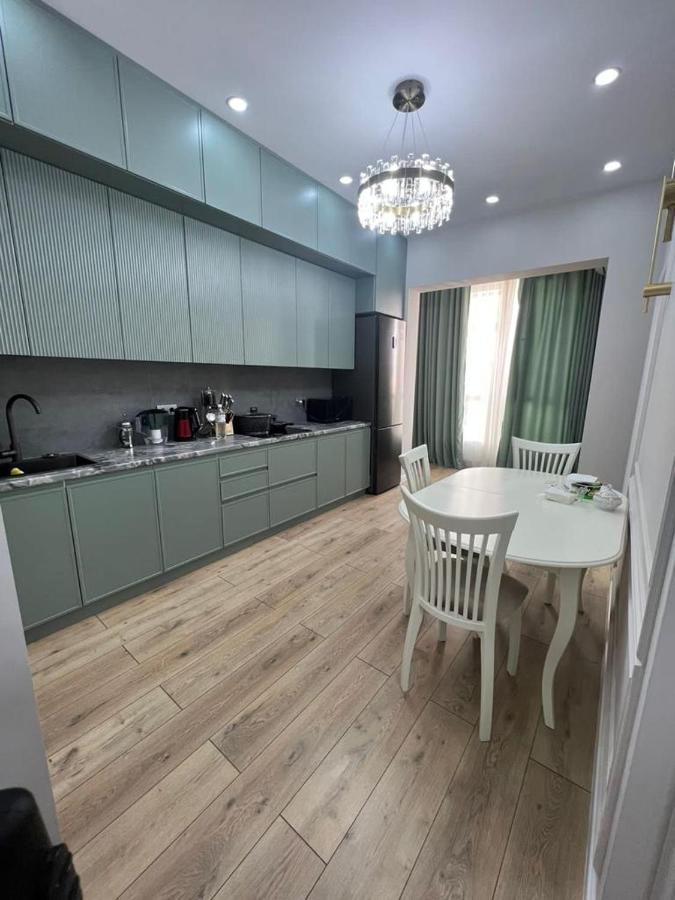 Business Apartment อัลมาตี ภายนอก รูปภาพ